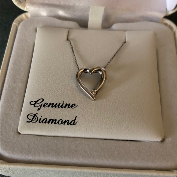 Genuine Diamond Silver Heart Necklace FineJewelry - Picture 2 of 5
